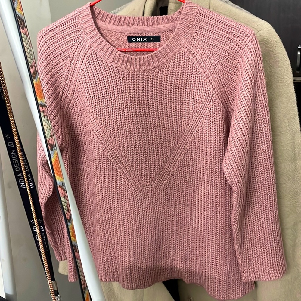 Beautiful jumper - Picture 3 of 5